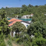 Apartment Karkavac - Scedro 8801A