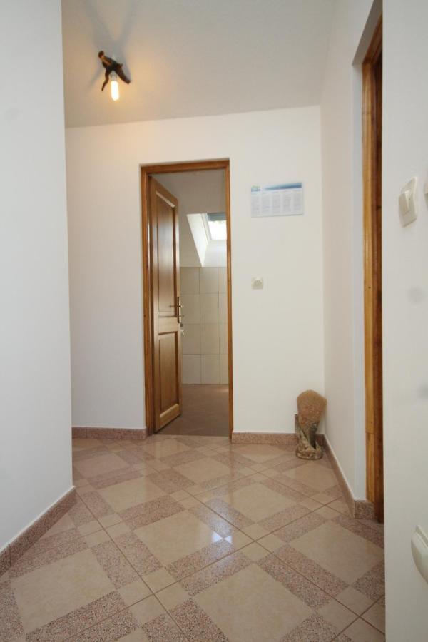 Karkavac - Scedro 8801a Apartment